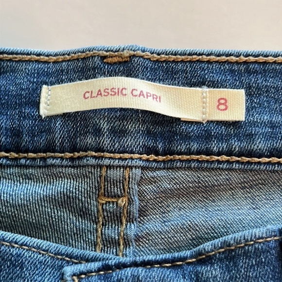 Levi’s Classic Capri Mid Rise Size 8 - Picture 10 of 16